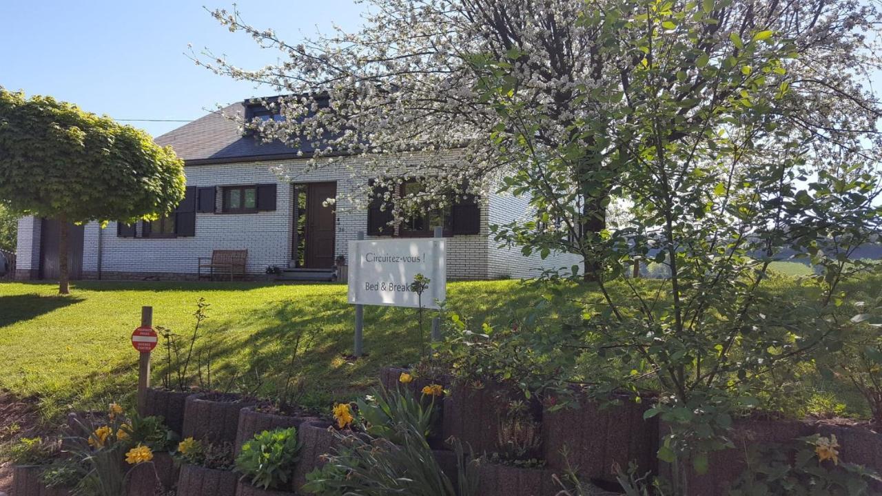 B&B Circuitez-Vous Stavelot Exterior foto